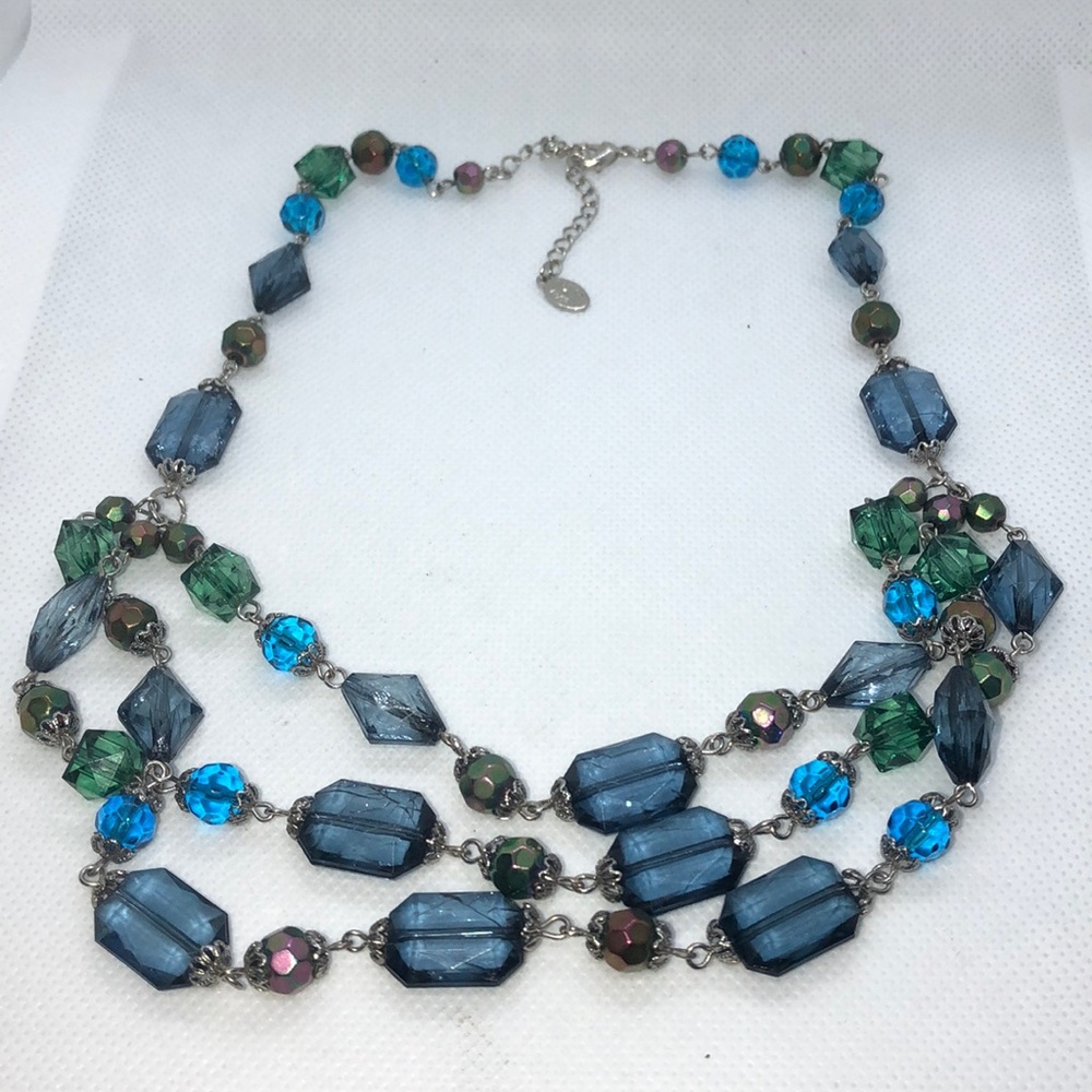 Vintage Robert Rose 🌹 necklace